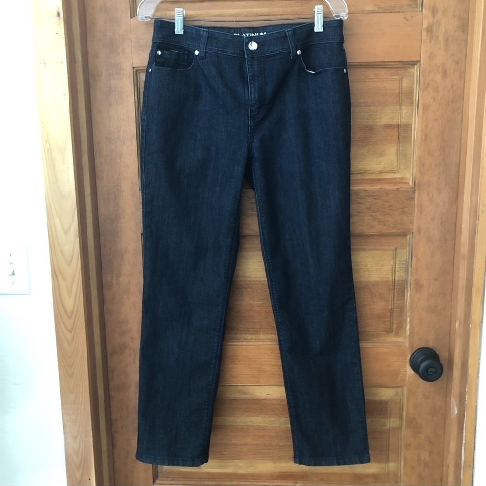 Chico's / Platinum Women's Blue Jeans Straight Leg Beaded Pockets 0.5 (6-S) REG
